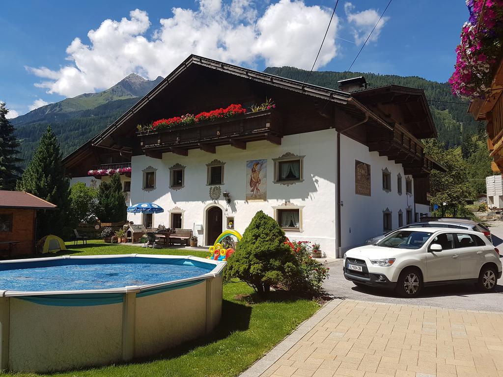 Griesshof Apartment Neustift im Stubaital Exterior photo