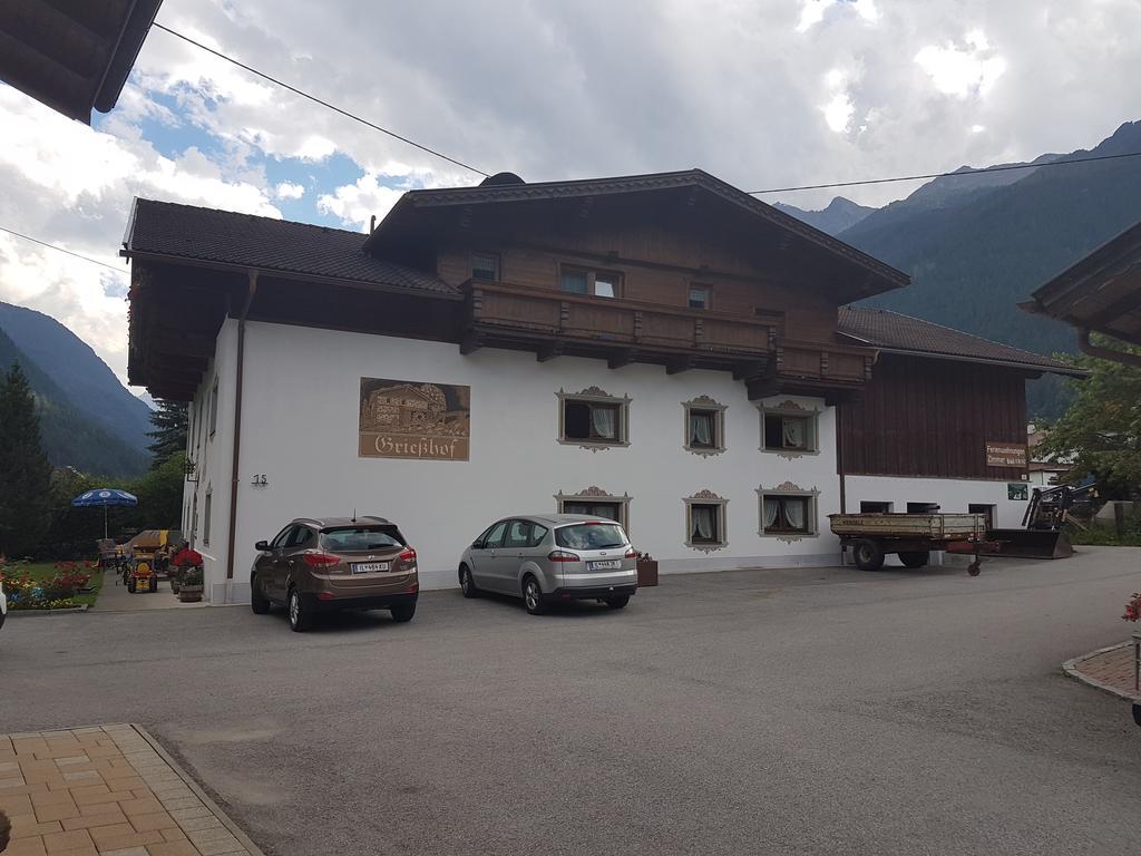 Griesshof Apartment Neustift im Stubaital Exterior photo